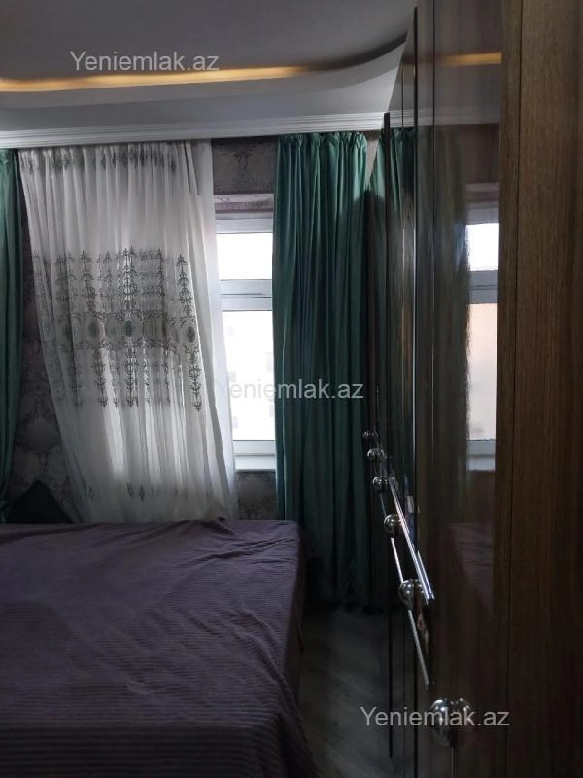Satılır 3 otaqlı köhnə tikili 90 m²