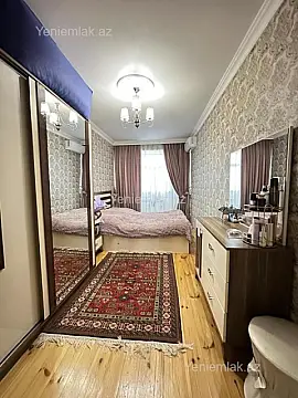 Satılır 3 otaqlı köhnə tikili 75 m²