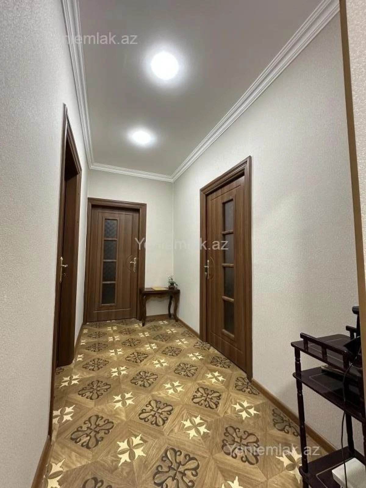 Satılır 5 otaqlı köhnə tikili 110 m²