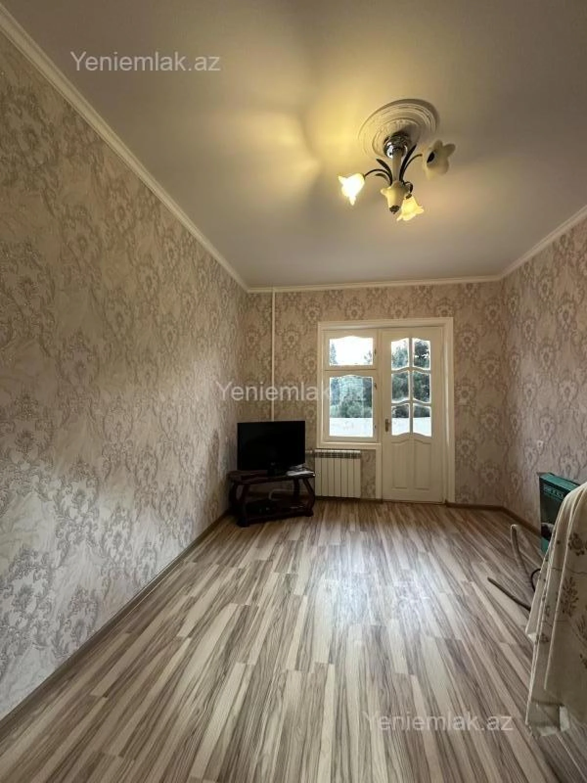 Satılır 5 otaqlı köhnə tikili 110 m²