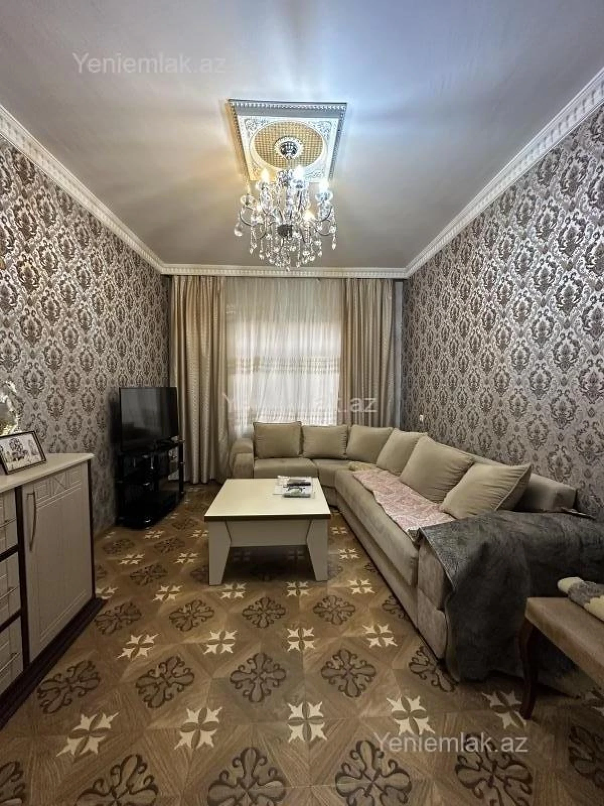 Satılır 5 otaqlı köhnə tikili 110 m²