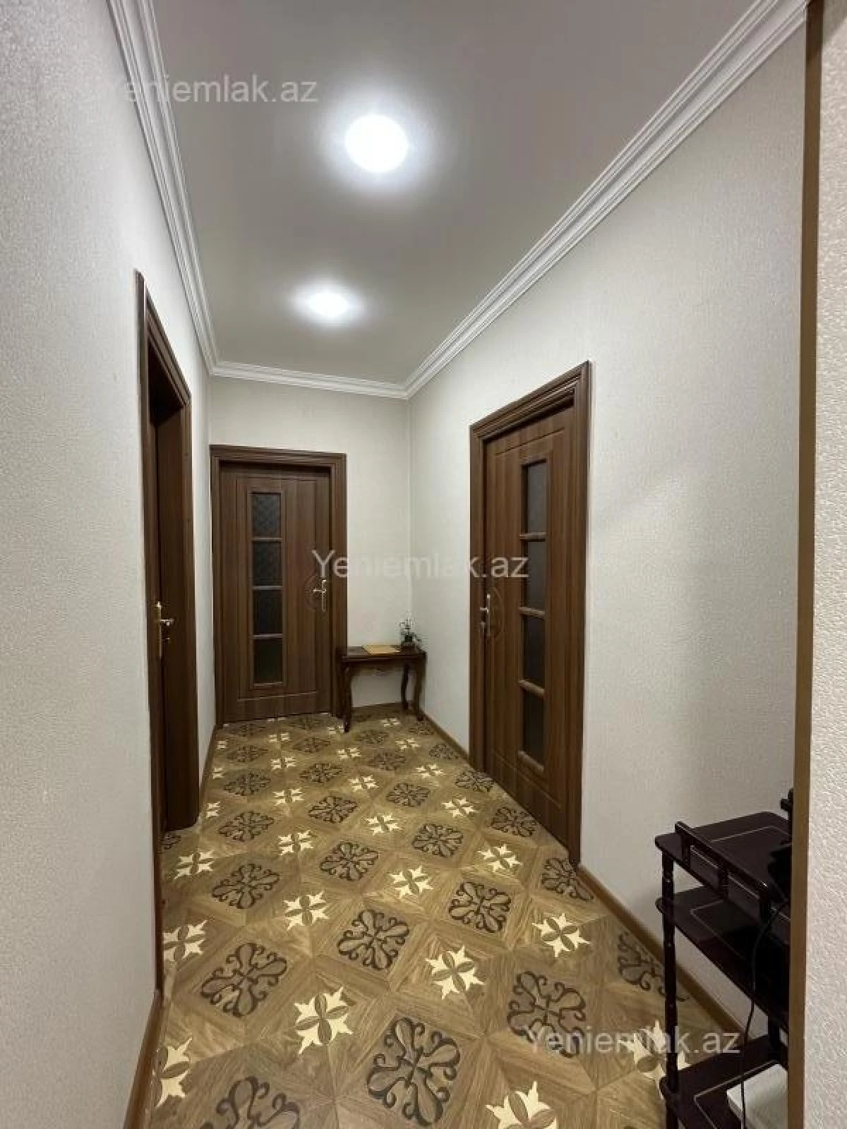 Satılır 5 otaqlı köhnə tikili 110 m²