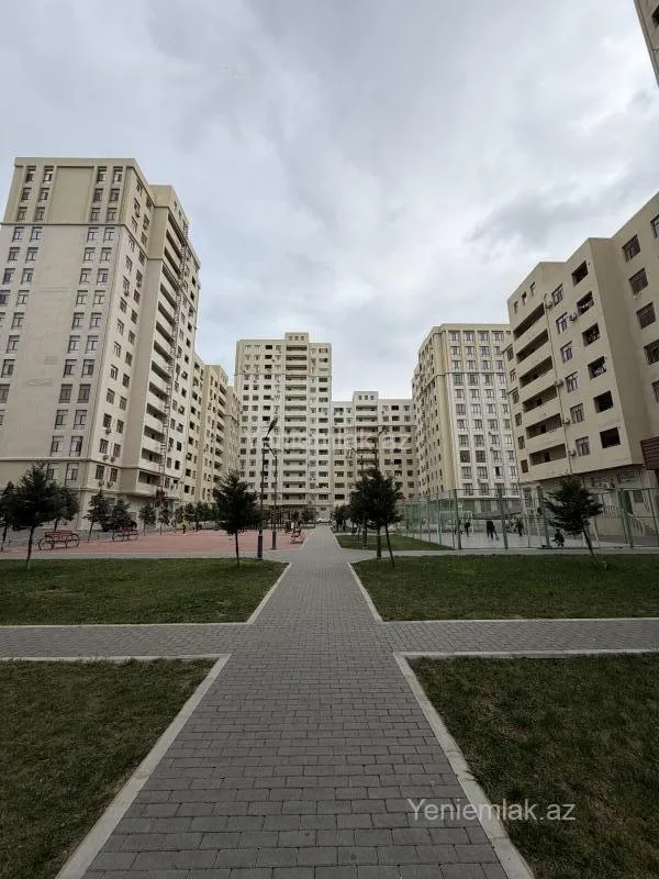 Satılır 3 otaqlı yeni tikili 105 m²