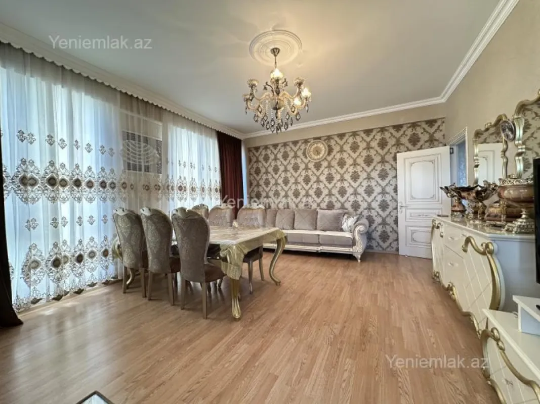 Satılır 3 otaqlı yeni tikili 105 m²