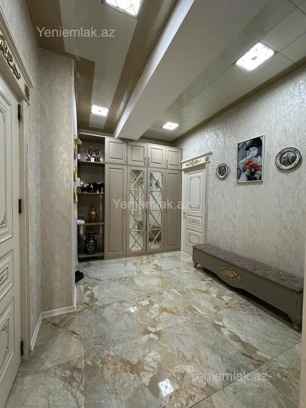 Satılır 3 otaqlı yeni tikili 105 m²