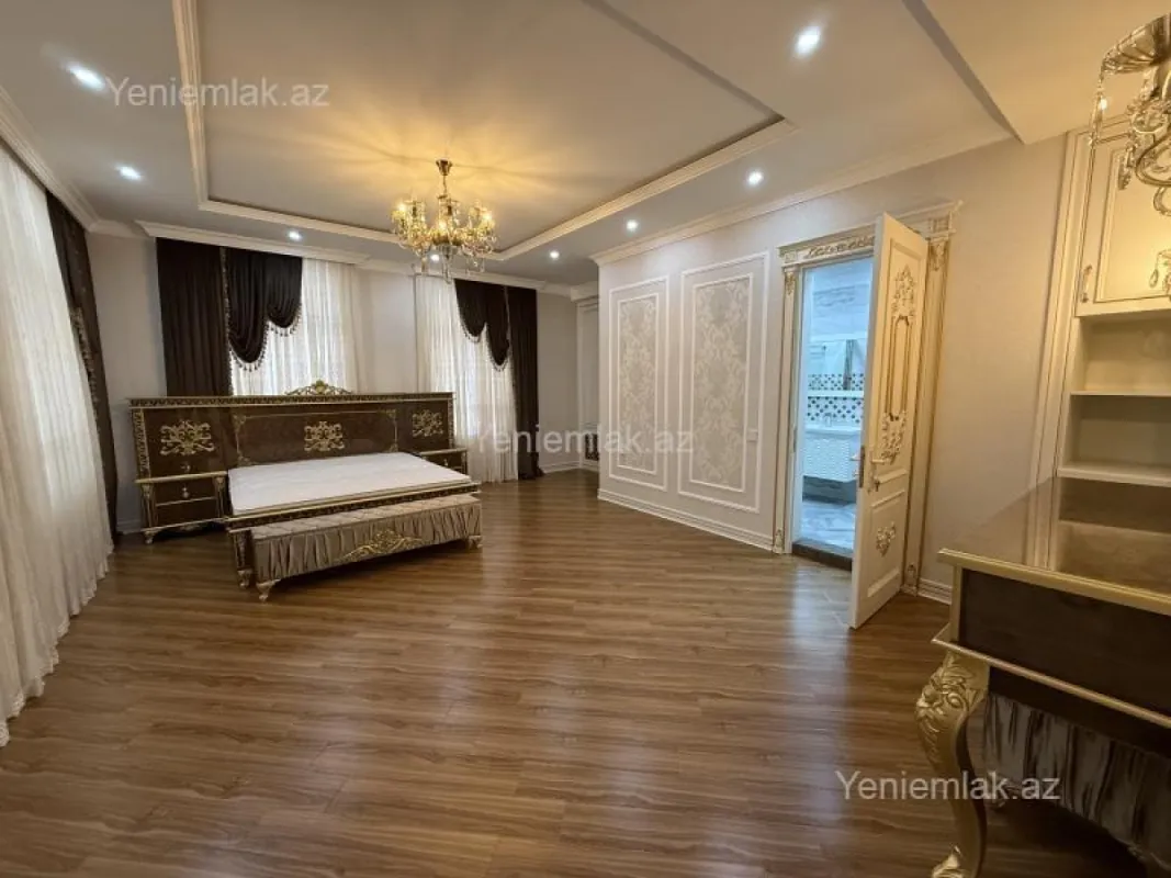 Satılır 16 otaqlı həyət evi 2040 m²
