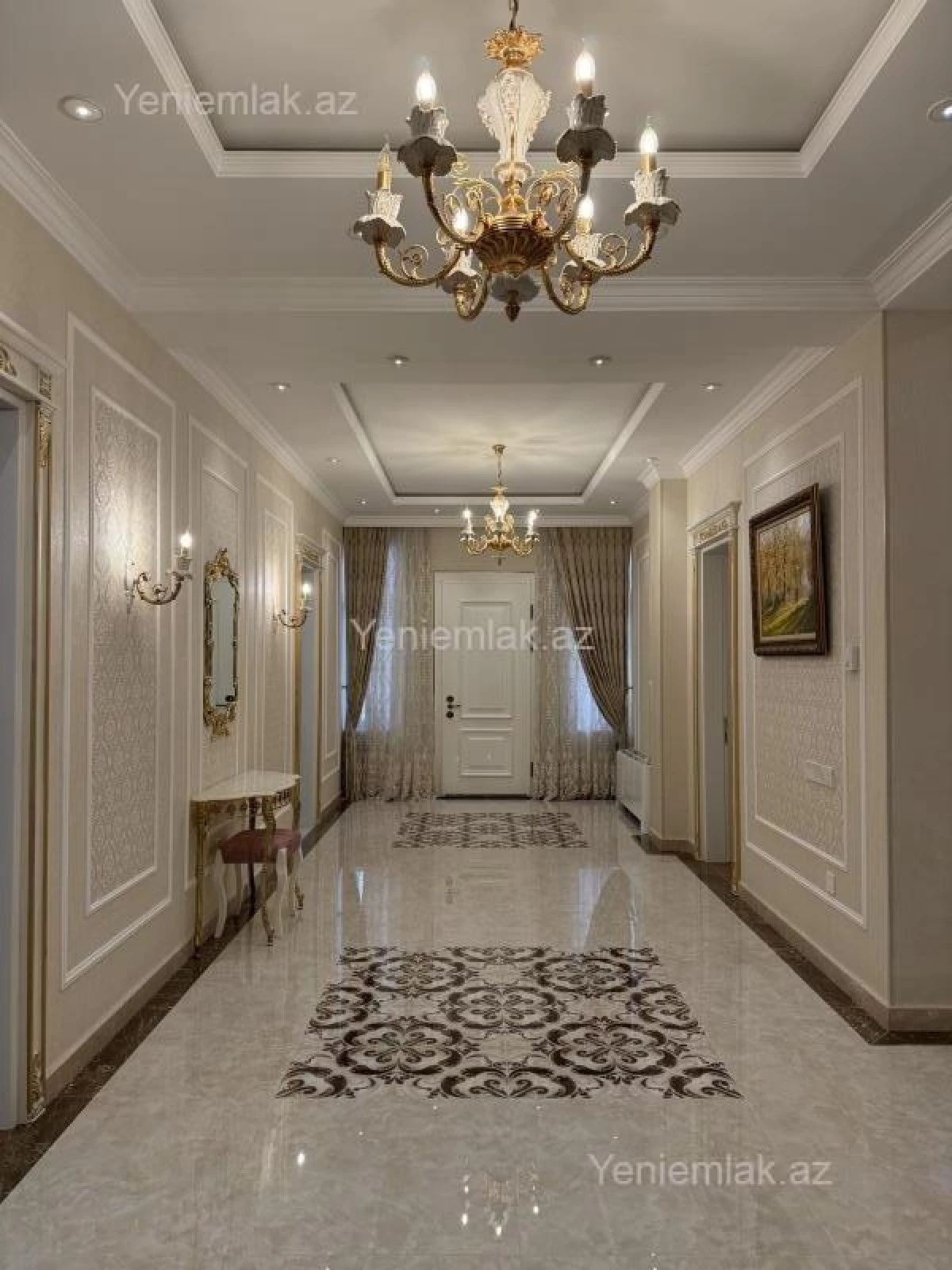 Satılır 16 otaqlı həyət evi 2040 m²