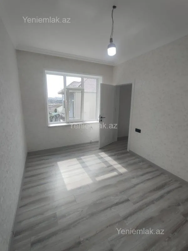 Satılır 4 otaqlı həyət evi 100 m²