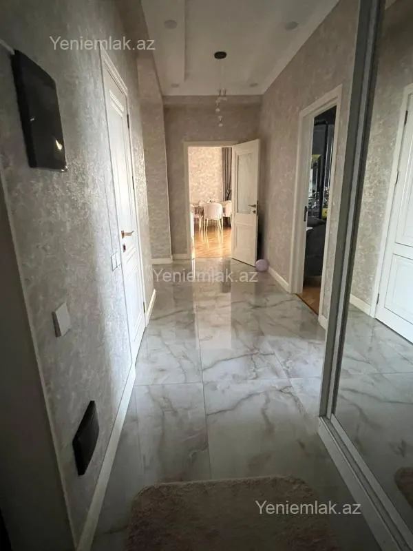 Satılır 3 otaqlı yeni tikili 116.5 m²