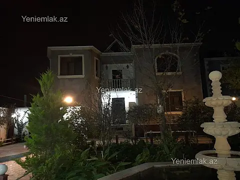 Satılır 6 otaqlı həyət evi 300 m²