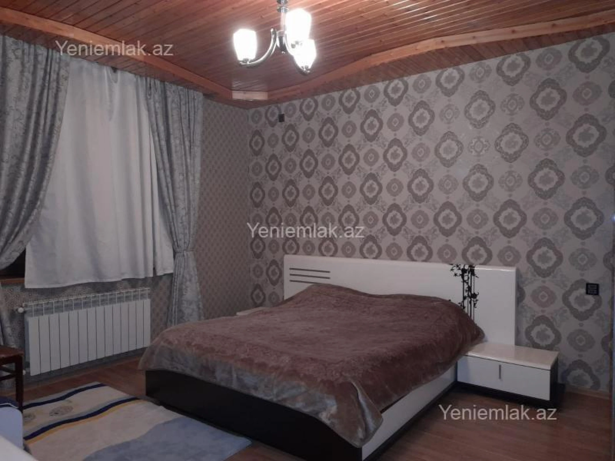 Satılır 6 otaqlı həyət evi 300 m²