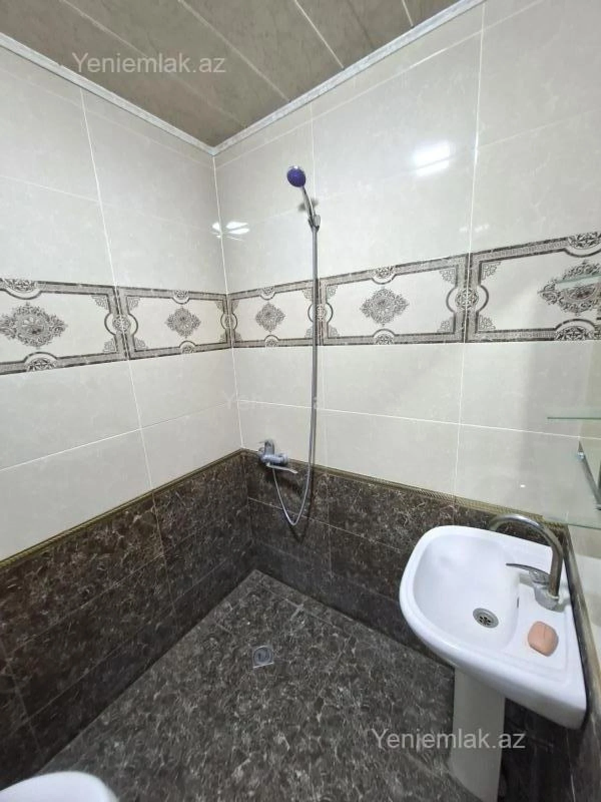 Satılır 2 otaqlı köhnə tikili 35 m²