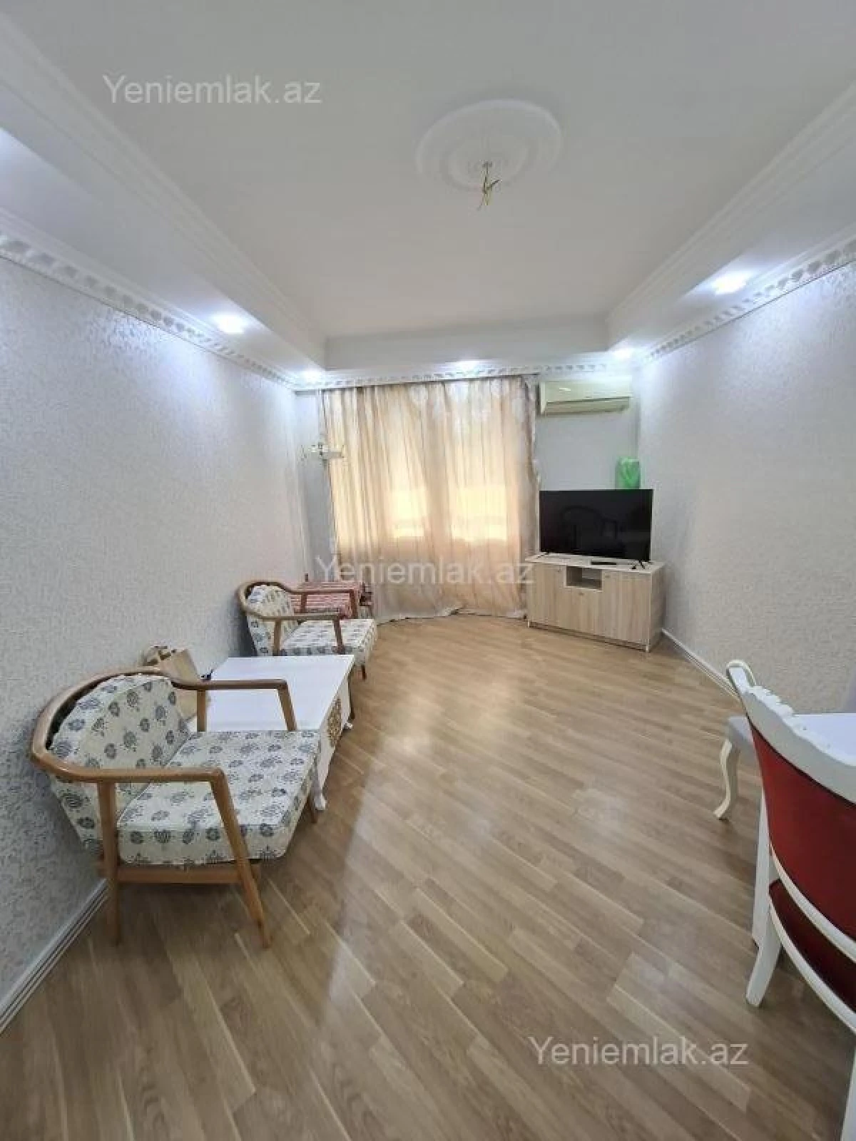 Satılır 2 otaqlı köhnə tikili 35 m²