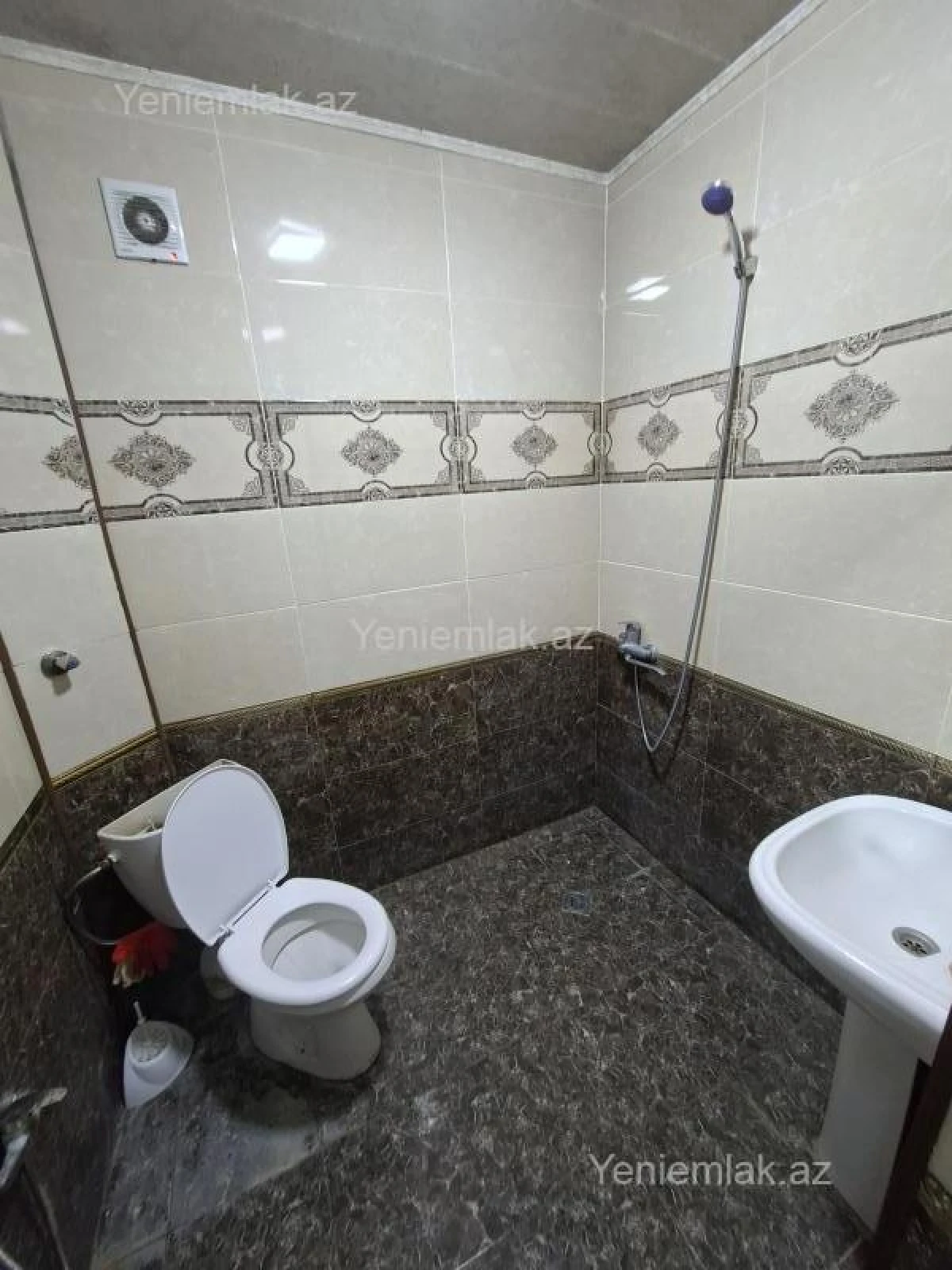 Satılır 2 otaqlı köhnə tikili 35 m²
