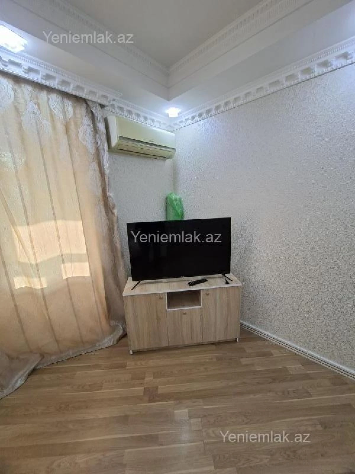 Satılır 2 otaqlı köhnə tikili 35 m²