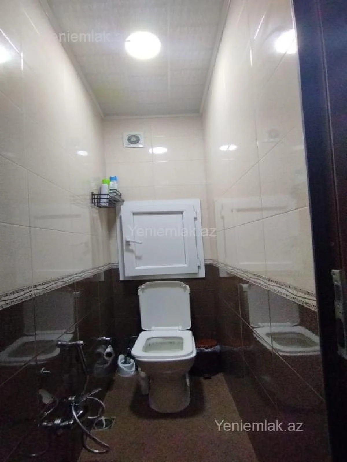 Satılır 2 otaqlı köhnə tikili 55 m²