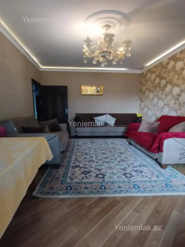Satılır 2 otaqlı köhnə tikili 55 m²