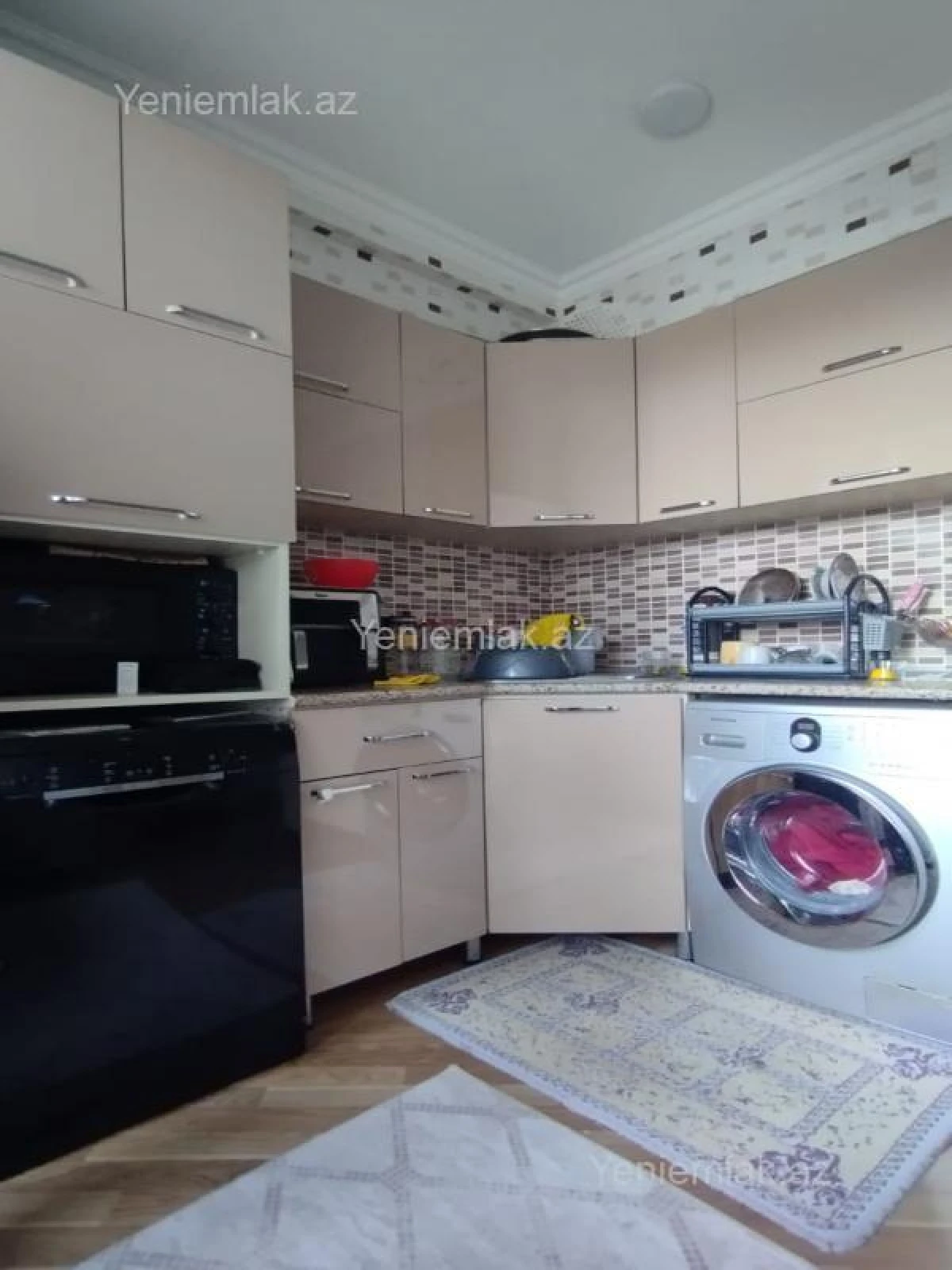 Satılır 2 otaqlı köhnə tikili 55 m²