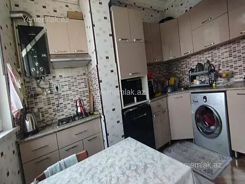 Satılır 2 otaqlı köhnə tikili 55 m²