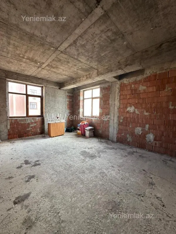 Satılır 3 otaqlı yeni tikili 143 m²