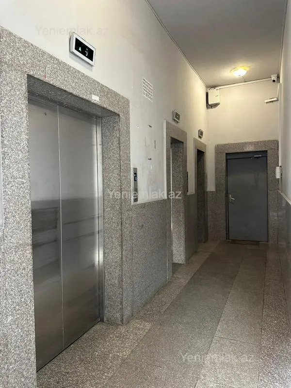 Satılır 3 otaqlı yeni tikili 143 m²