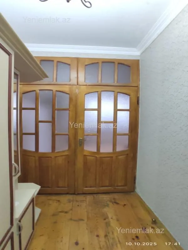 Satılır 2 otaqlı köhnə tikili 50 m²