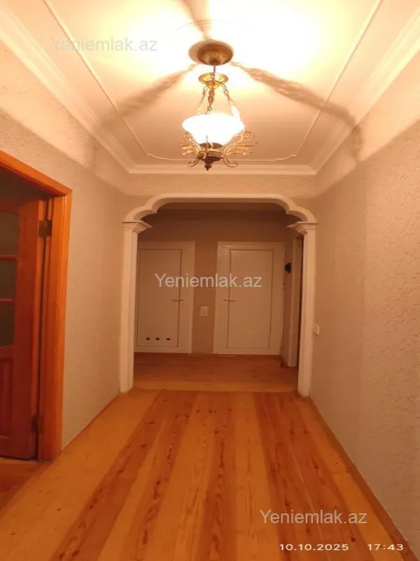 Satılır 2 otaqlı köhnə tikili 50 m²