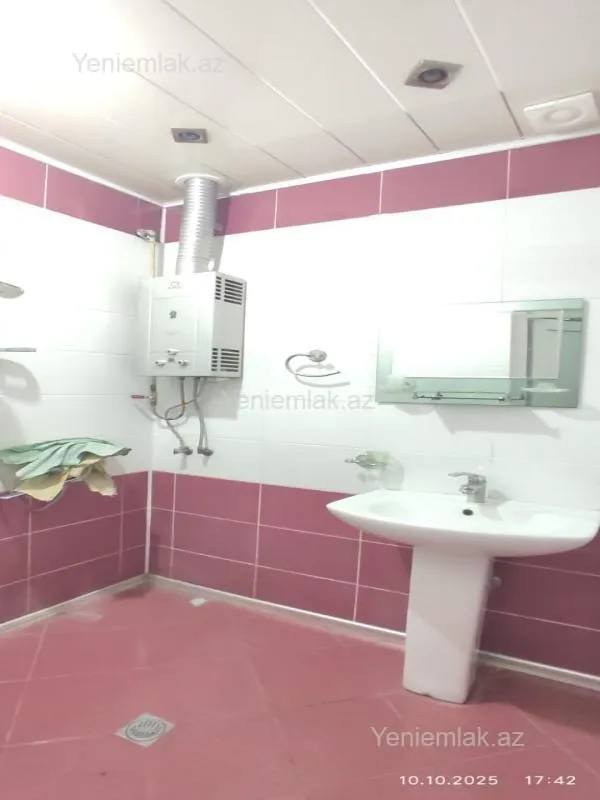 Satılır 2 otaqlı köhnə tikili 50 m²