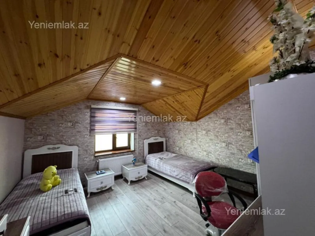 Satılır 5 otaqlı həyət evi 150 m²