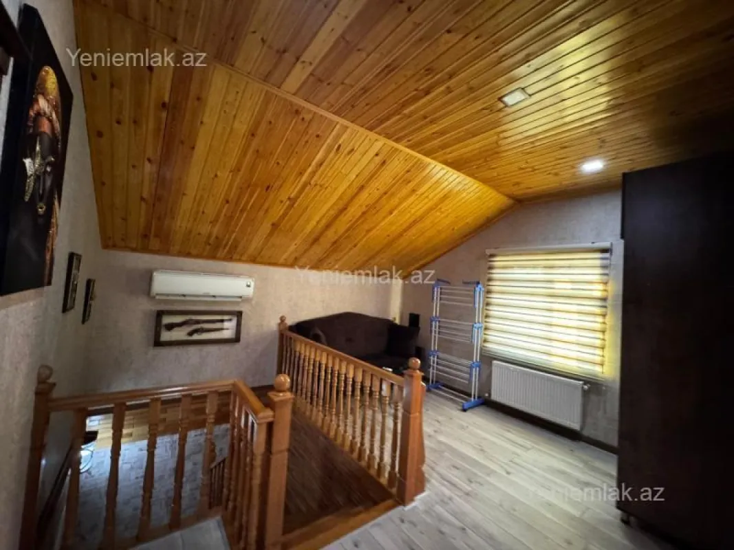 Satılır 5 otaqlı həyət evi 150 m²