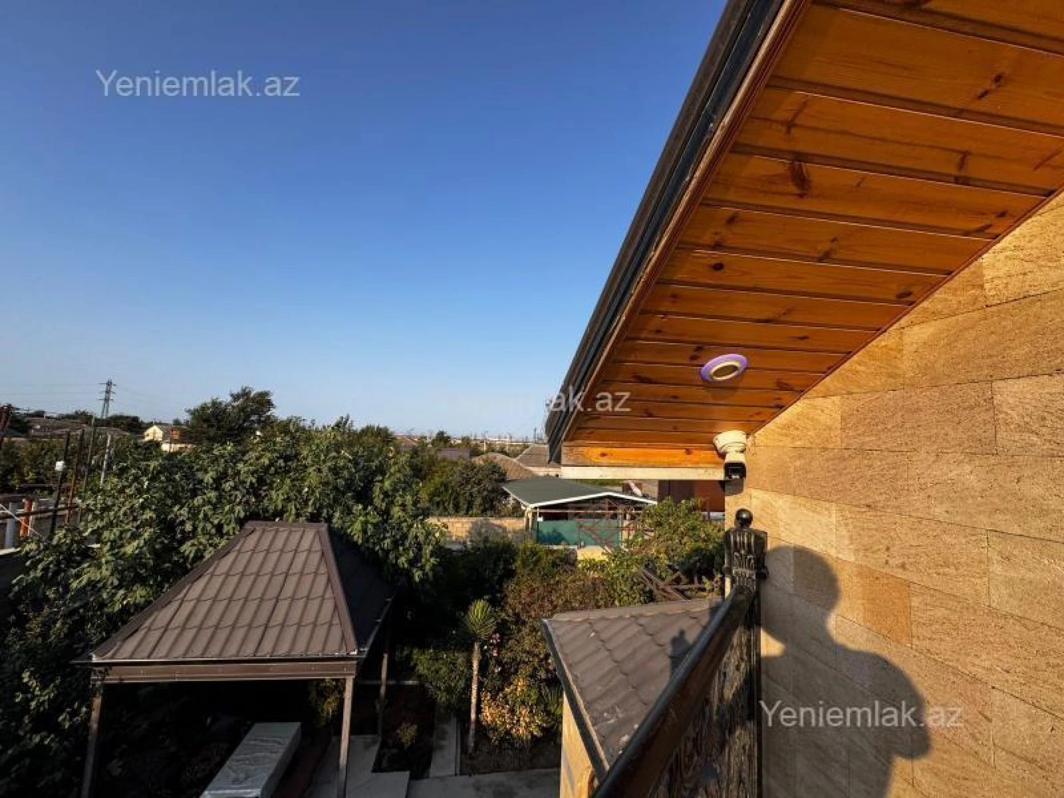 Satılır 5 otaqlı həyət evi 150 m²