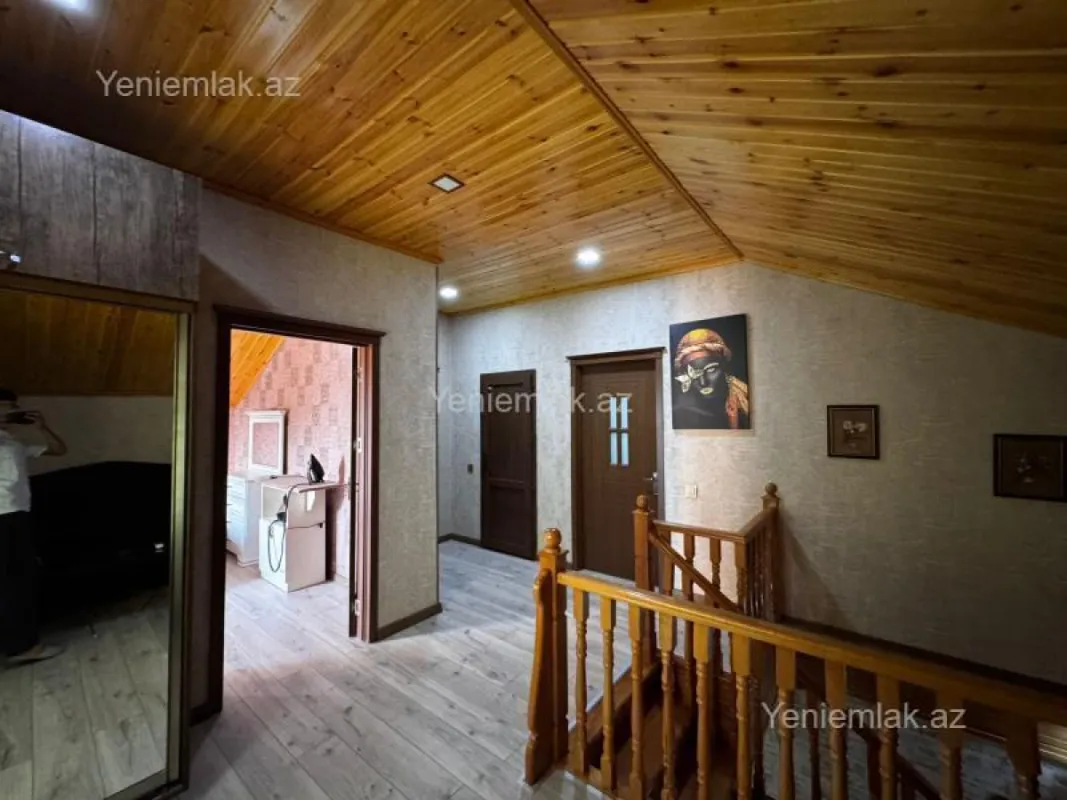 Satılır 5 otaqlı həyət evi 150 m²