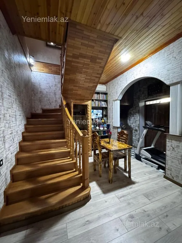 Satılır 5 otaqlı həyət evi 150 m²