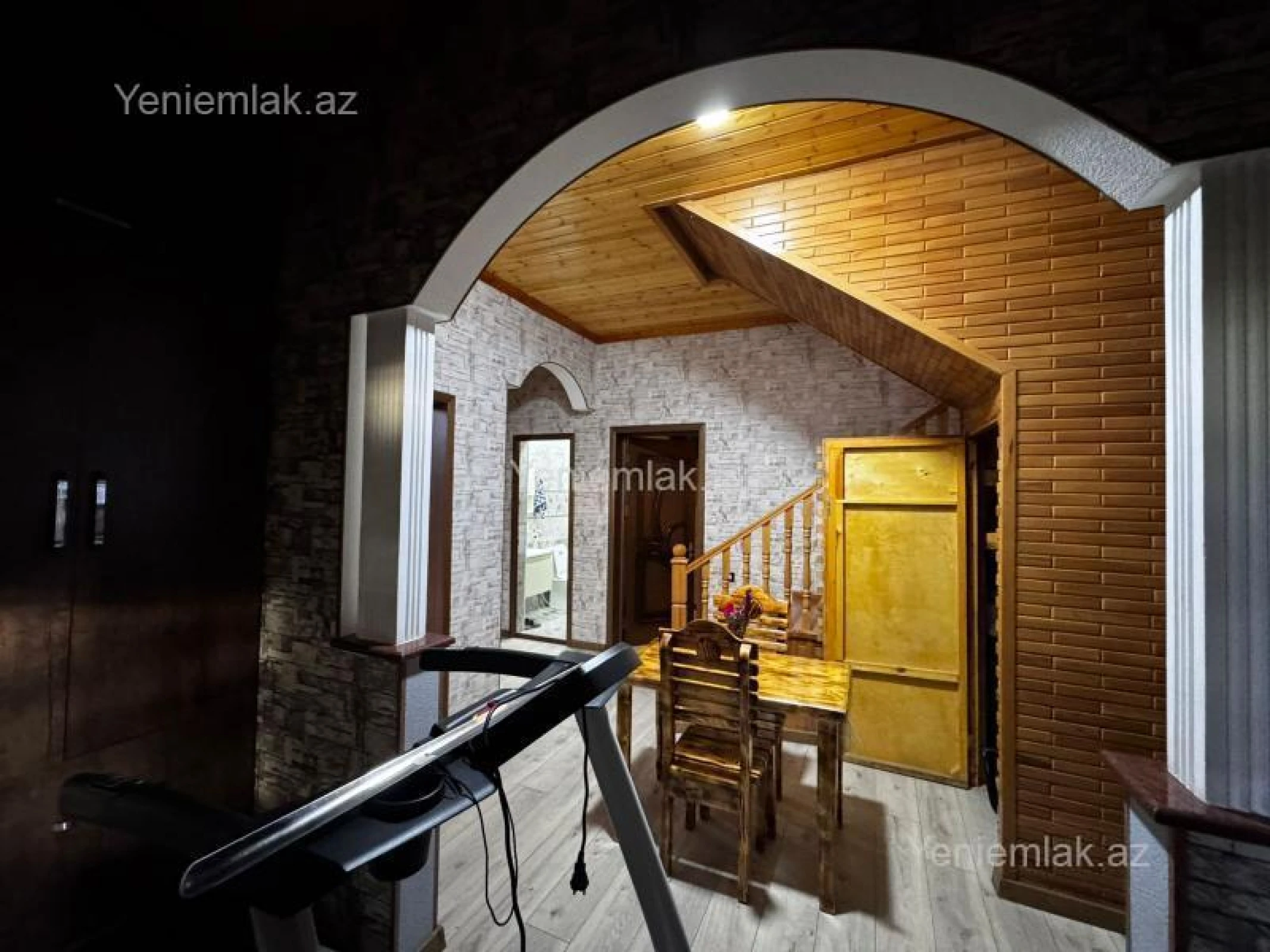 Satılır 5 otaqlı həyət evi 150 m²