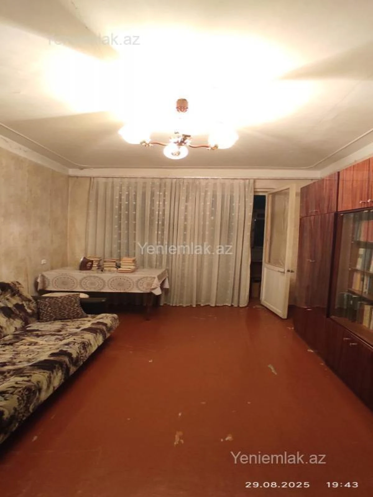 Satılır 2 otaqlı köhnə tikili 46 m²