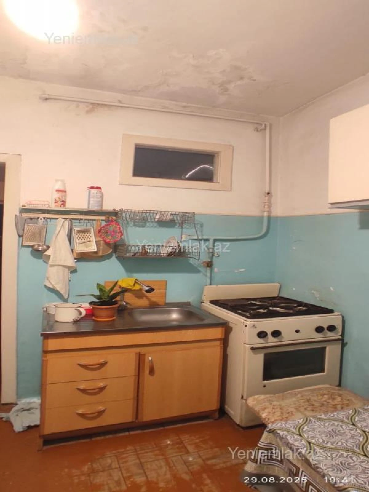 Satılır 2 otaqlı köhnə tikili 46 m²