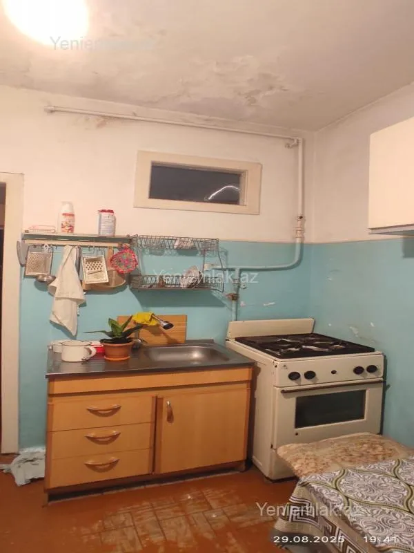 Satılır 2 otaqlı köhnə tikili 46 m²