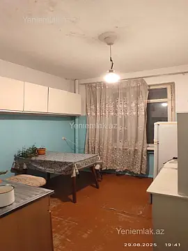 Satılır 2 otaqlı köhnə tikili 46 m²