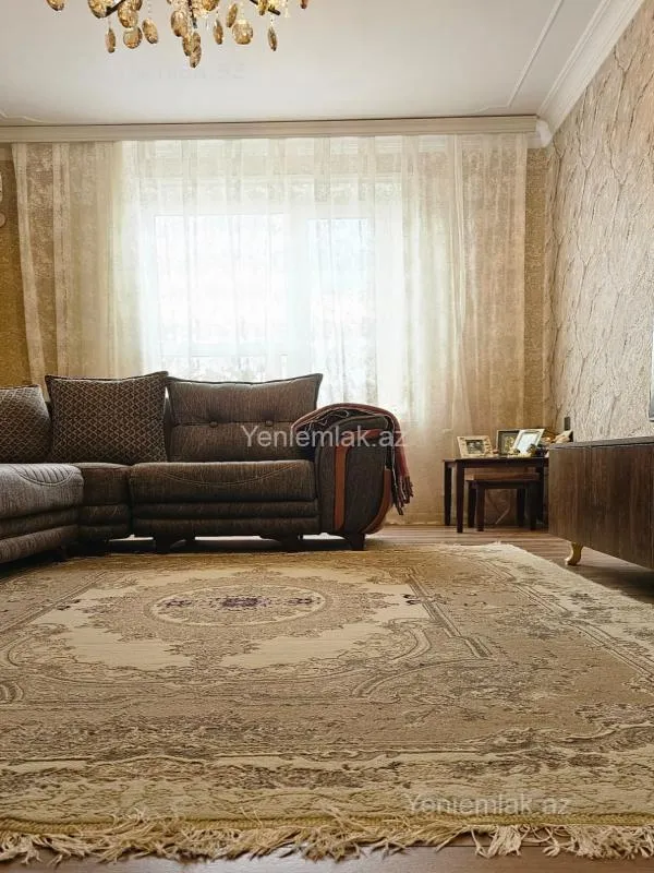 Satılır 3 otaqlı köhnə tikili 85 m²