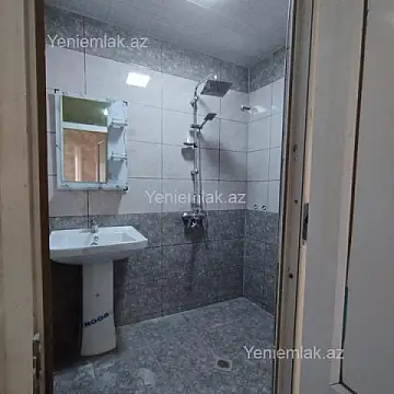 Satılır 2 otaqlı köhnə tikili 50 m²