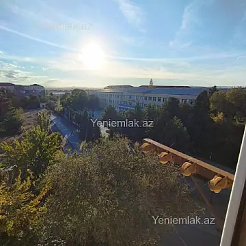 Satılır 2 otaqlı köhnə tikili 50 m²