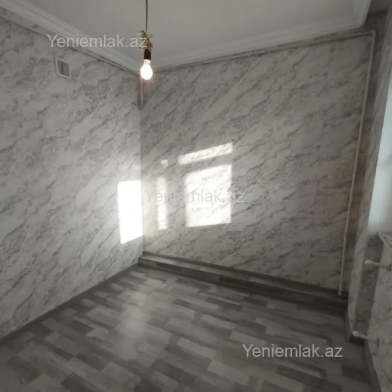 Satılır 2 otaqlı köhnə tikili 50 m²
