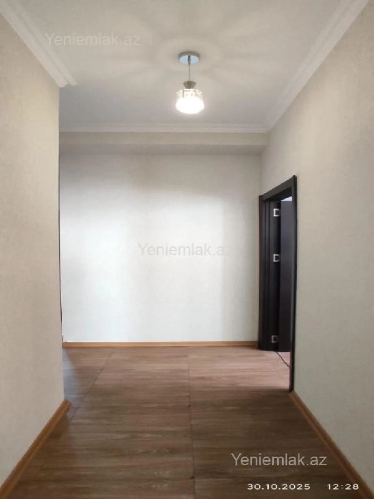 Satılır 3 otaqlı yeni tikili 82 m²