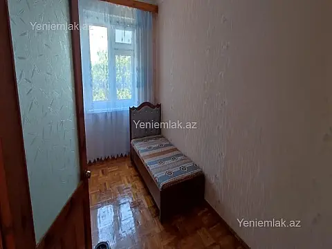 Satılır 4 otaqlı köhnə tikili 87 m²