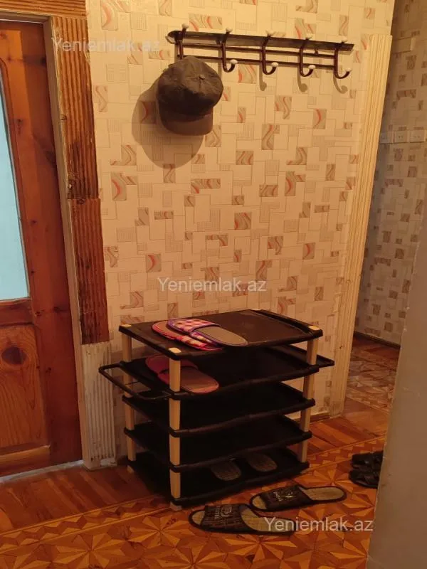 Satılır 4 otaqlı köhnə tikili 87 m²