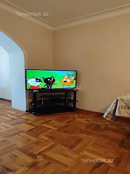 Satılır 4 otaqlı köhnə tikili 87 m² — Sumqayıt, 8-ci mikrorayon 4 otaq 87.00 m²