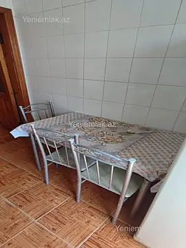 Satılır 4 otaqlı köhnə tikili 87 m²