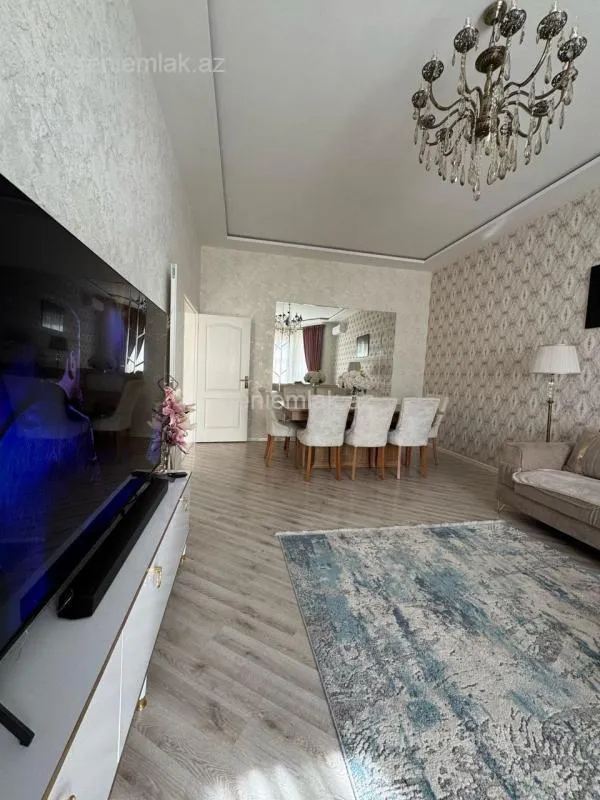 Satılır 6 otaqlı həyət evi 146 m²