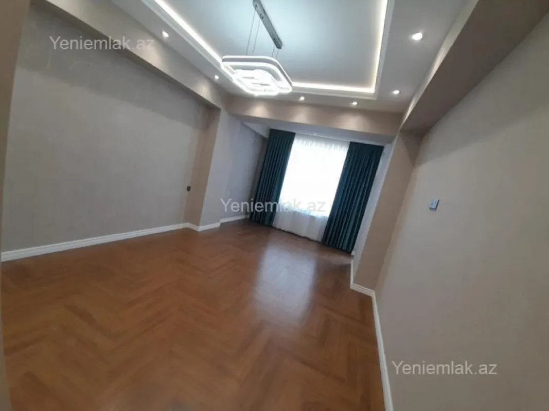 Satılır 3 otaqlı yeni tikili 115 m²
