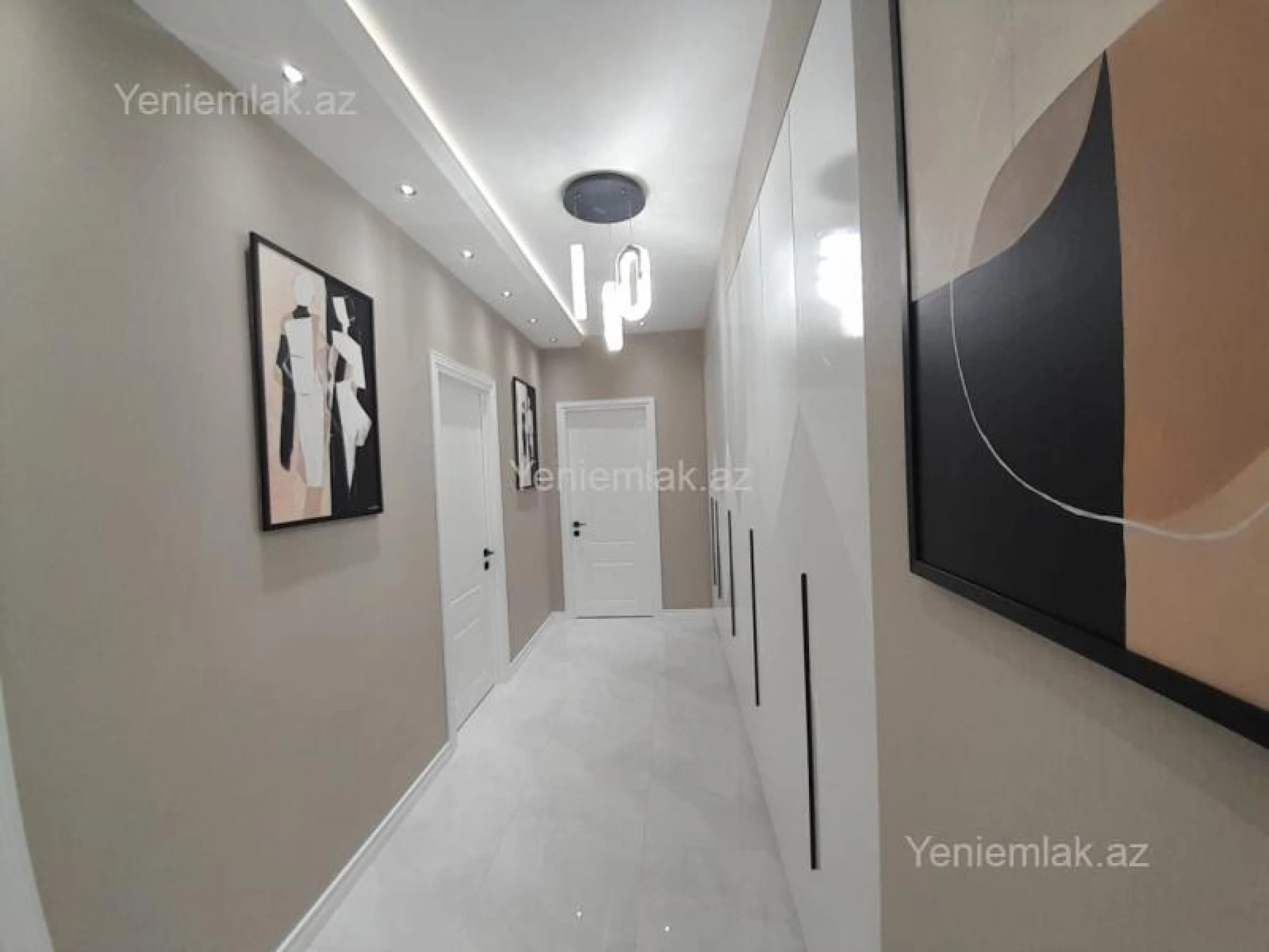 Satılır 3 otaqlı yeni tikili 115 m²